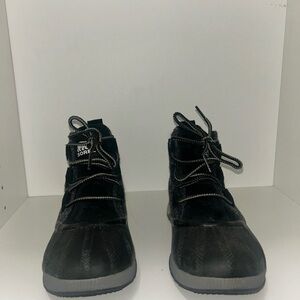 Sorel Out ’N About Plus Booties – Black/Gray – Size 7